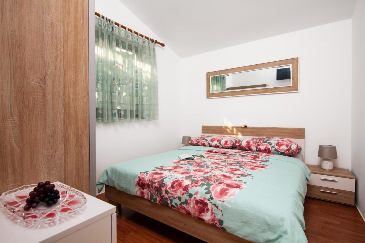 Apartman Tanja Fažana エクステリア 写真